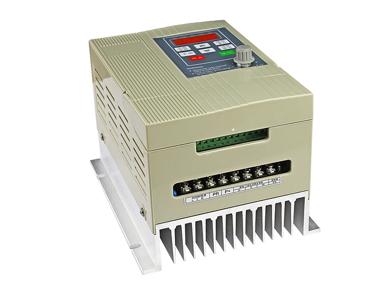 3000H通用變頻器，三相通用變頻器，變頻器生產(chǎn)廠家，變頻器價(jià)格