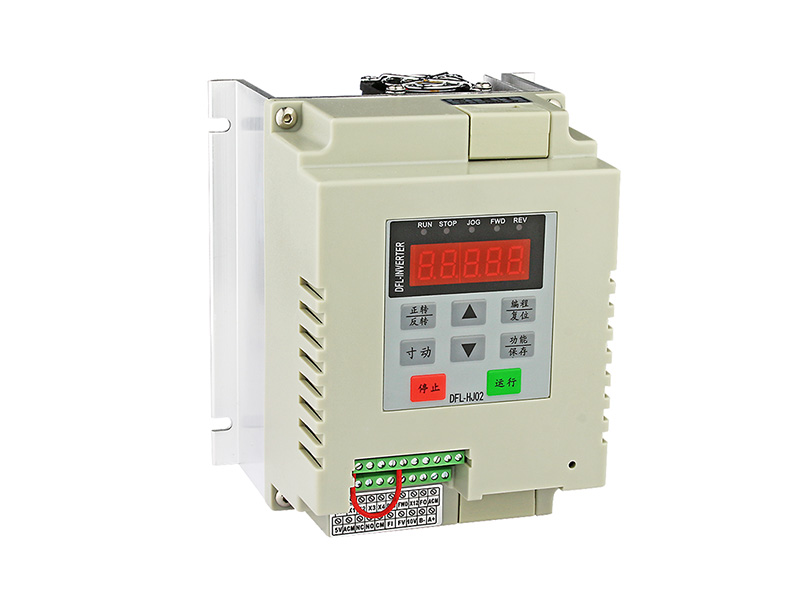 200N單相水泵變頻器，220V供水變頻器，恒壓供水變頻器