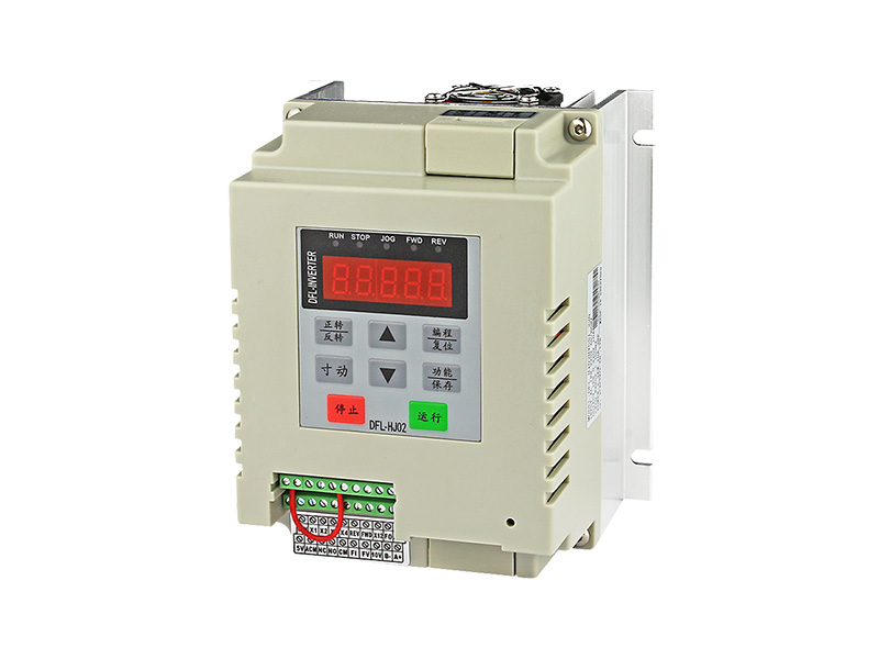 200N單相水泵變頻器，220V供水變頻器，恒壓供水變頻器