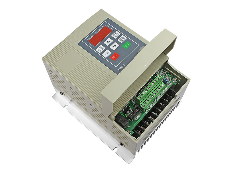 4000H通用變頻器，變頻器三相380V，變頻器廠家，電機(jī)變頻器