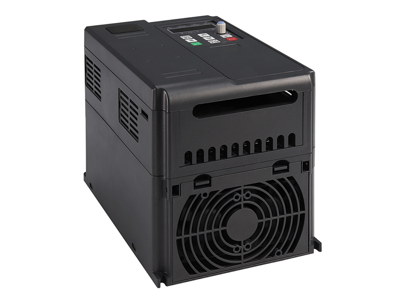 220轉(zhuǎn)380變頻器，單相220V輸入轉(zhuǎn)三相380V輸出變頻器